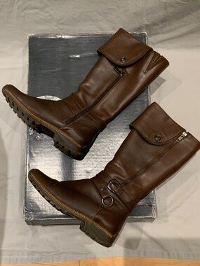 Real leather winter boots for women, size 7, colour brown